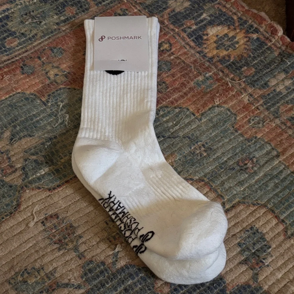 Women's White Crew Socks - Cushioned Comfort